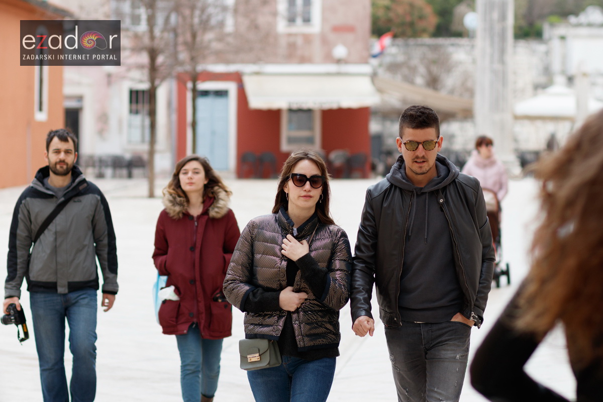 Đir po gradu, subotnja špica 31. ožujka 2018. Đir po gradu, subotnja špica 31. ožujka 2018.