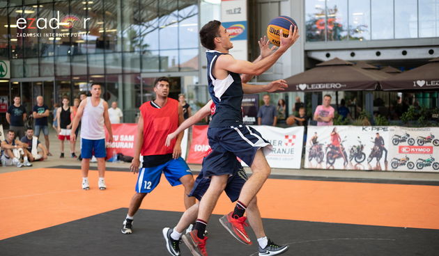 3×3 Basket Tour @ City Galleria
