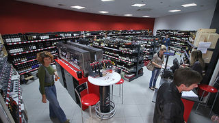 Image 871989 (auto) Image 871989 (auto)