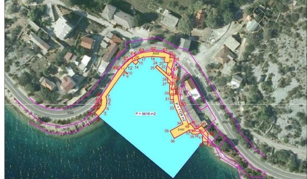 Započeli radovi na sanaciji dijela rive u luci Tribanj Krušćica