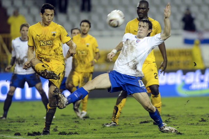 Split 011210. 
Stadion HNK Hajduka u Poljudu    
 UEFA Europska liga utakmica HNK Hajduk – FC AEK .
Na fotografiji:  Bijeli Ante Vukusic .
Foto : Paun Paunovic / CROPIX