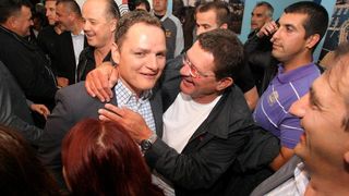 Nakon objave prvih izbornih rezultata nastalo je slavlje u stožeru HDZ-a i kolacijskih partnera. Slavila se pobjeda Božidara Kalmete, novog gradonačelnika Zadra, te pobjeda Stipe Zrilića, novog/satog župana Zadarske županije. Photo: Dino Stanin/PIXSELL Nakon objave prvih izbornih rezultata nastalo je slavlje u stožeru HDZ-a i kolacijskih partnera. Slavila se pobjeda Božidara Kalmete, novog gradonačelnika Zadra, te pobjeda Stipe Zrilića, novog/satog župana Zadarske županije. Photo: Dino Stanin/PIXSELL