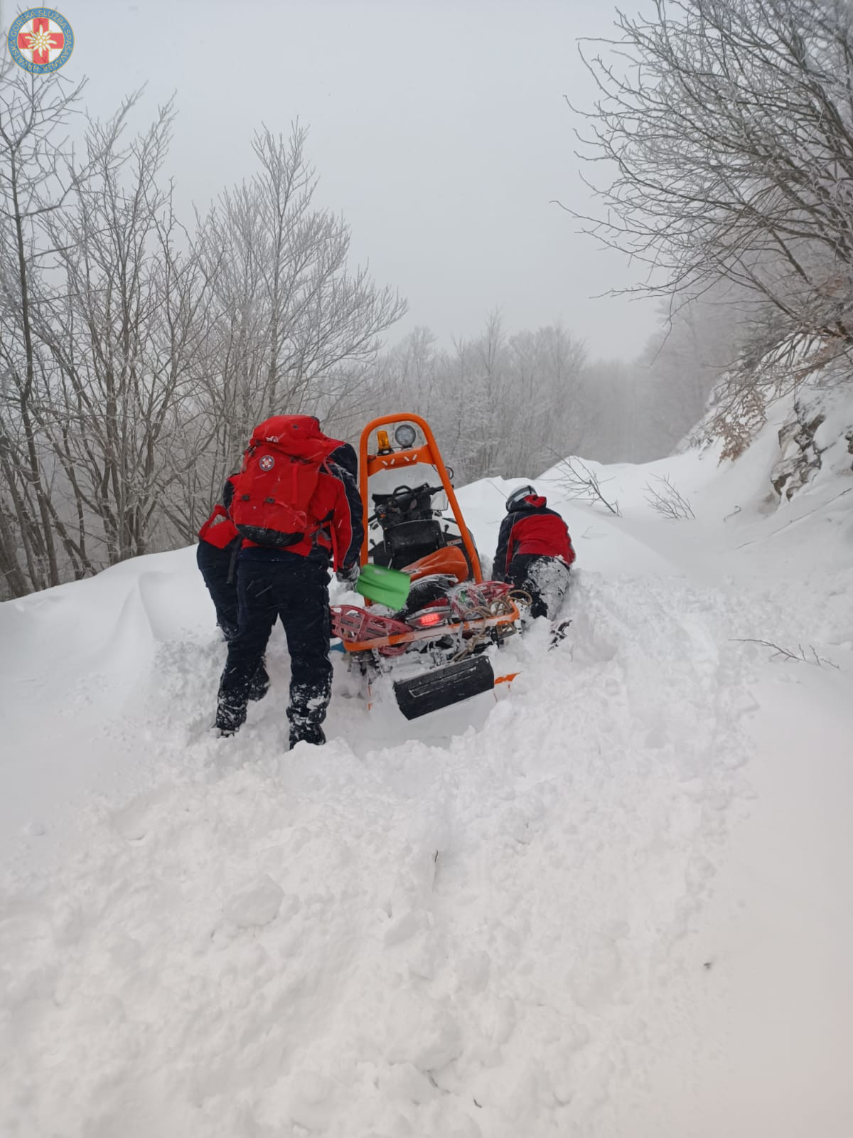 Pripadnici HGSS-a održali zimsku vježbu Velebit 2022. podno vrha Visočica Pripadnici HGSS-a održali zimsku vježbu Velebit 2022. podno vrha Visočica