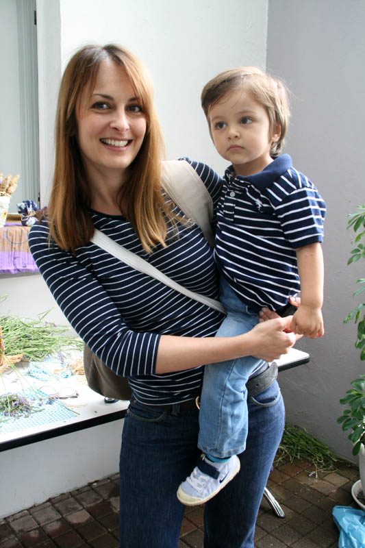 Danas je održana kreativna radionica za velike i male u organizaciji Dječjeg odjela Gradske knjižnice Zadar: izrada stručaka i jastučića od lavande od 10-12 h. Radionicu je vodila gospođa Jadranka Plantak. Foto by Lucija Juravic Danas je održana kreativna radionica za velike i male u organizaciji Dječjeg odjela Gradske knjižnice Zadar: izrada stručaka i jastučića od lavande od 10-12 h. Radionicu je vodila gospođa Jadranka Plantak. Foto by Lucija Juravic