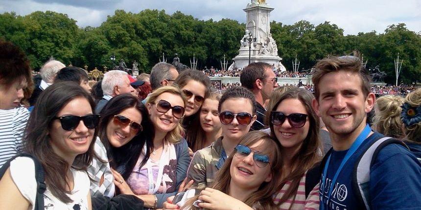 Škola stranih jezika “Libar” – Ljetna škola engleskog jezika u Velikoj Britaniji za učenike od 11 do 19 godina Škola stranih jezika “Libar” – Ljetna škola engleskog jezika u Velikoj Britaniji za učenike od 11 do 19 godina