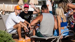 Cosmopolitan pool party @ Hotel Radisson Blue