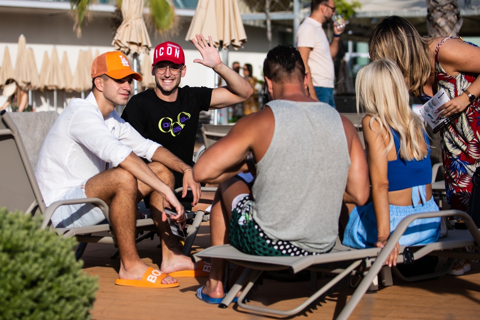 Cosmopolitan pool party @ Hotel Radisson Blue