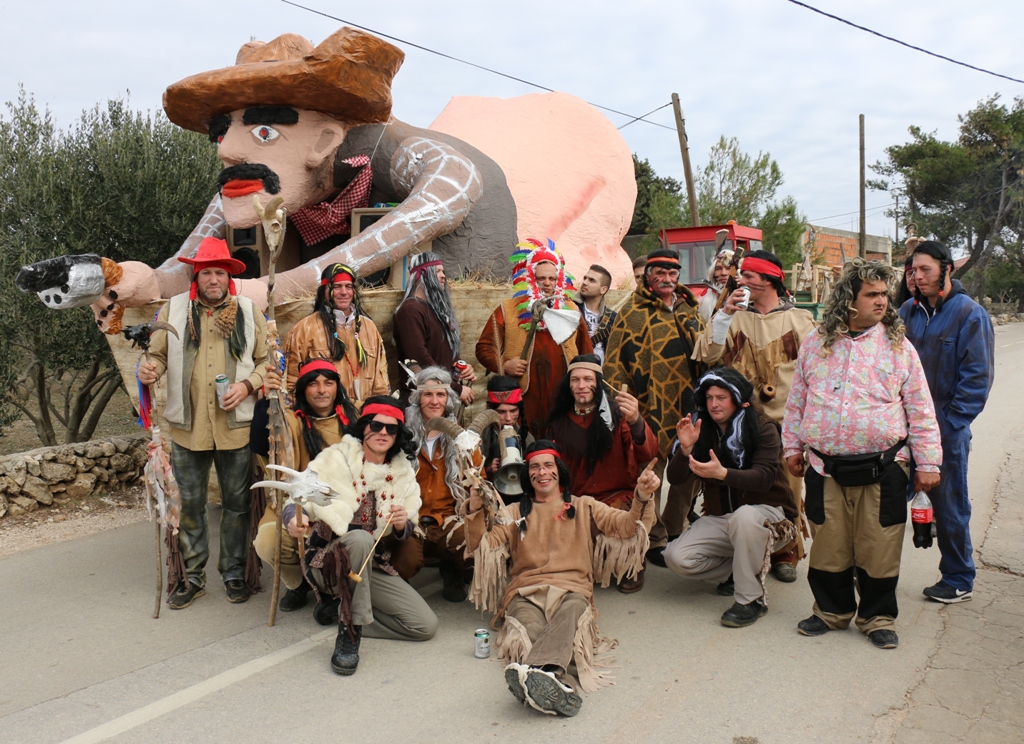 Virske maškare: Nedjelja u znaku zvijezdice Meri, Tota i Tempo Banda