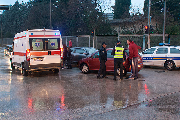 Prometna nesreća na križanju Radićeve i Tuđmanove, Foto: Leo Banić