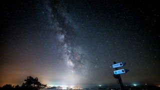 Zvjezdano nebo i Mliječna staza s vidikovca Kamenjak. Foto: Vinko Pešić Zvjezdano nebo i Mliječna staza s vidikovca Kamenjak. Foto: Vinko Pešić
