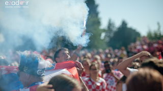 Navijačko ludilo u Zadru za vrijeme i nakon finala Svjetskog prvenstva Navijačko ludilo u Zadru za vrijeme i nakon finala Svjetskog prvenstva