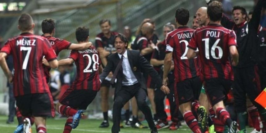 Slavlje nogometaša Milana, foto: acmilan.com Slavlje nogometaša Milana, foto: acmilan.com