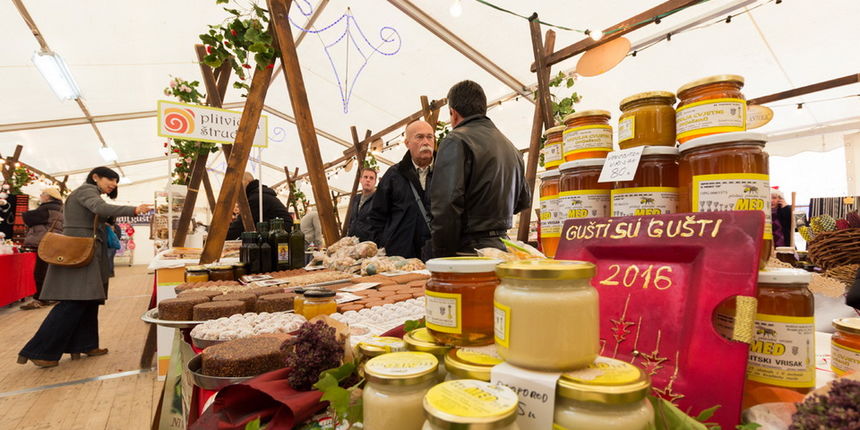 Đir po gradu i posjet sajmu Naši mali gušti 12. prosinca 2016.