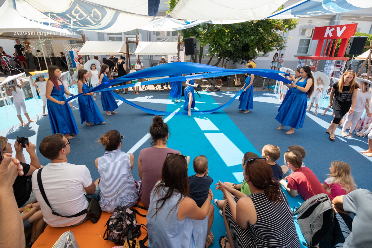 KvartArt 2018: Nedjeljno jutro proteklo u znaku plesa i glazbe KvartArt 2018: Nedjeljno jutro proteklo u znaku plesa i glazbe