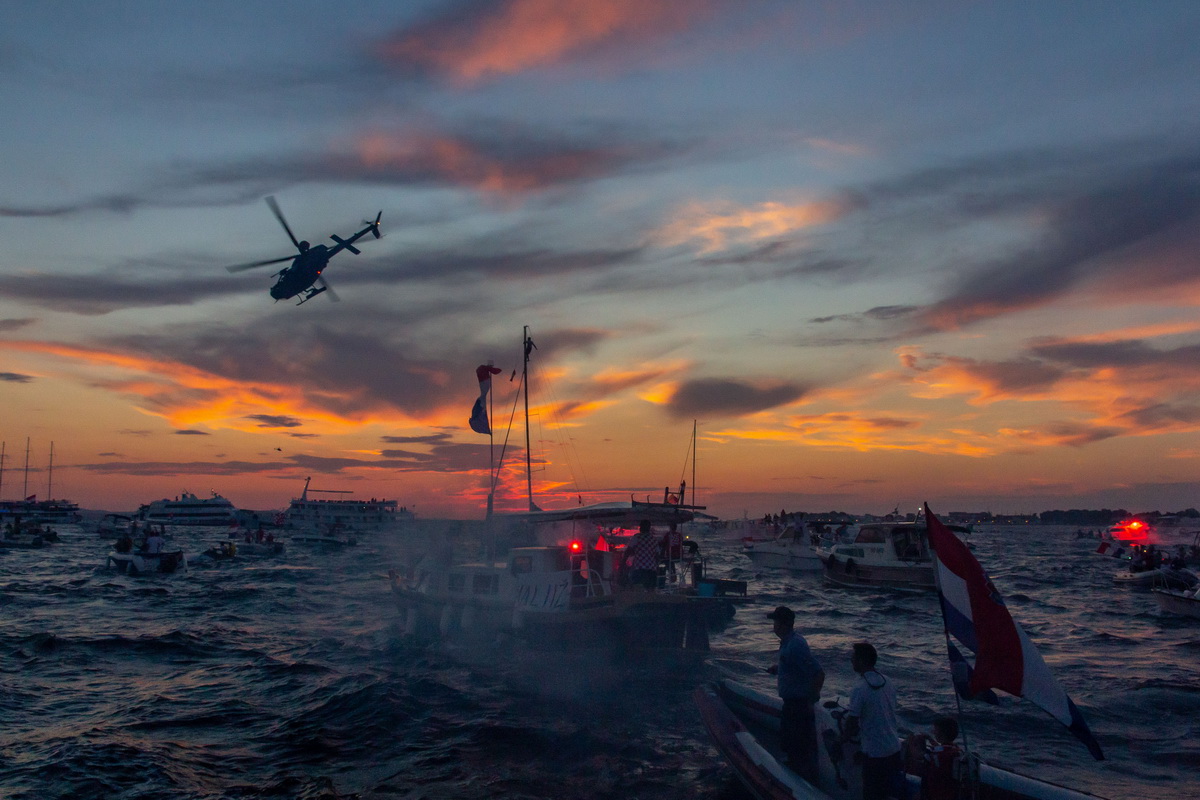 Veličanstven doček četvorice zadarskih Vatrenih od Gradskog mosta do Foruma