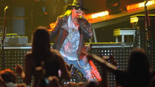 Split, 170712.
Koncert americke grupe Guns ‘n’ Roses koja je krajem 80-ih i pocetkom 90-ih bila jedna od vodecih grupa svijeta, danas je s malo manje popularnosti gostovala u splitskoj Spaladium Areni gdje se okupilo nekoliko tisuca obozavatelja. 
Na foto