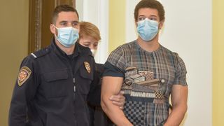 Županijski sud u Zadru: Završeno suđenje britancu Douglasu Caneu Županijski sud u Zadru: Završeno suđenje britancu Douglasu Caneu