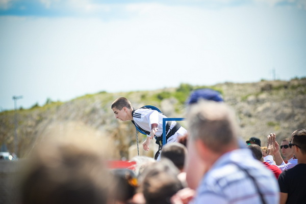 Mario Možnik i njegovi kolege sportaši otvorili su sezonu Bungee Jumpinga sa starog Masleničkom mosta