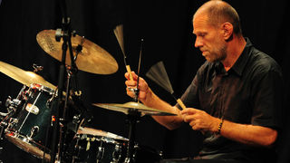 Zadar, .24.07.2012. snimio: Nenad Marčev
Brasil acoustic
Magda Mendes – vokal
Marcelo Godoy – vokal & akustična gitara
Nelson Latif – cavaquinho & akustična gitara
Gosti:
Renato Švorinić, bas,
Jadran Dučić Čićo, bubnjevi
Nebojša, ha Zadar, .24.07.2012. snimio: Nenad Marčev
Brasil acoustic
Magda Mendes – vokal
Marcelo Godoy – vokal & akustična gitara
Nelson Latif – cavaquinho & akustična gitara
Gosti:
Renato Švorinić, bas,
Jadran Dučić Čićo, bubnjevi
Nebojša, ha