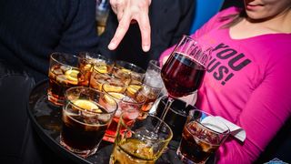 U Famous beach and grill baru Rockatansky bend proslavio je 20 godina djelovanja U Famous beach and grill baru Rockatansky bend proslavio je 20 godina djelovanja