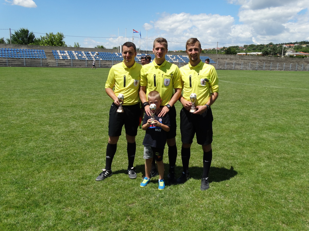 Turnir nogometnih pionira u Benkovcu