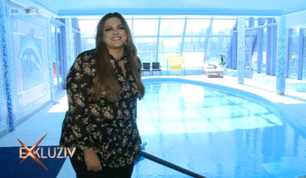 U luksuznom domu s kuglanom i bazenom Lucija Šarić otkrila kako živi nakon Života na vagi (thumbnail)