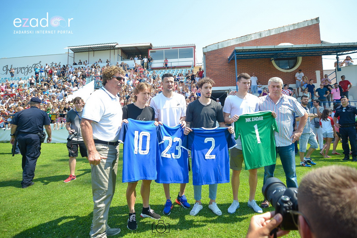 Zadarska vatrena četvorka na Stanovima se družila s mladim zadarskim nogometašima