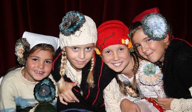 Hrvatske manekenke predstavile “Ličku ružu” Mine Petre, foto: FAMA