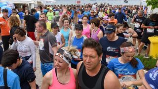 Zadar: Okupljanje natjecatelja prije sportske utrke Wings for life world run 2015., Photo: Dino Stanin/PIXSELL