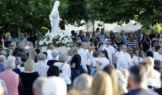 Vjernici u Međugorju, arhiva