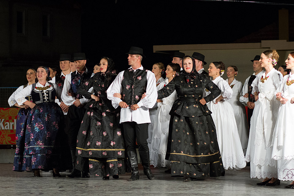 Bibinje: Nastup ansambla Lado, foto: Leo Banić