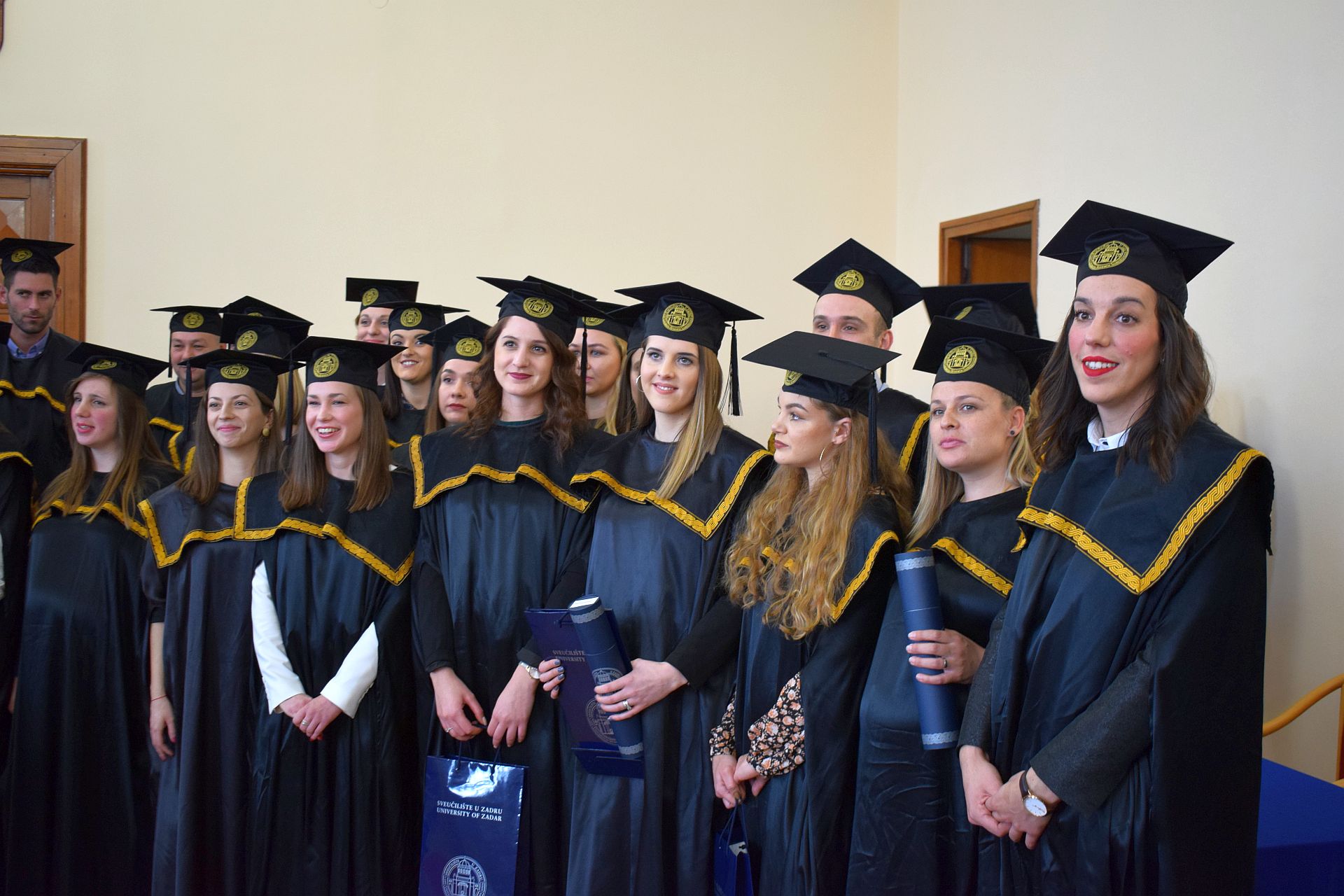 Na Sveučilištu u Zadru promovirano 160 magistrica i magistara Na Sveučilištu u Zadru promovirano 160 magistrica i magistara