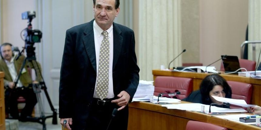 Glasovanjem o deklaraciji protiv pustanja Vojislava Seselja na slobodu nastavljena je 15. sjednica Sabora RH. Nenad Stazic. Photo: Patrik Macek/PIXSELL Glasovanjem o deklaraciji protiv pustanja Vojislava Seselja na slobodu nastavljena je 15. sjednica Sabora RH. Nenad Stazic. Photo: Patrik Macek/PIXSELL