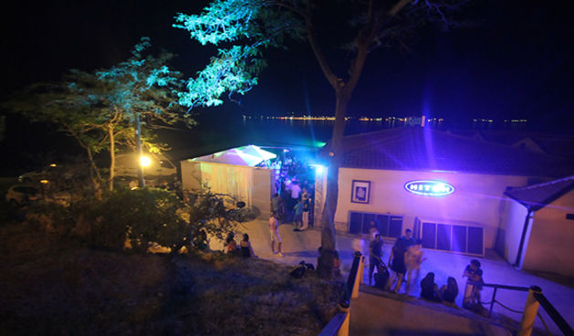 Otvorenje ljetne terase u Hitch baru HITCH BAR NAJAVA(foto:Saša Čuka)