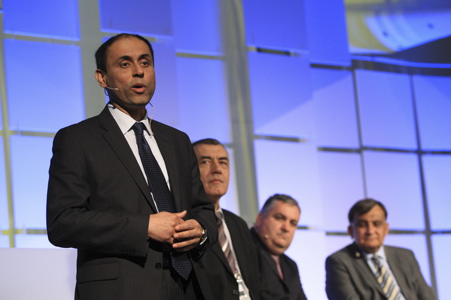 Rovinj, 220410.
Danas je u Rovinju otvorena Windays business konferencija, u organizaciji Microsoft Hrvatska i Jutarnjeg lista. Na otvorenje je dosla premijerka Jadranka Kosor.
Na fotografiji: Soumitra Dutta, profesor na INSEAD-u, jednoj od najboljih svje