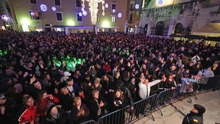 Doček Nove 2009. na Narodnom trgu (foto: Marin Gospić)