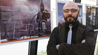 Na Filozofskom fakultetu Sveucilista u Zagrebu otvorena je izlozba i odrzano predavanje Legende svjetla. Predavanje i izlozba organizirani su uz visoko pokroviteljstvo Ureda Tonina Picule, zastupnika u Europskom parlamentu i potpredsjednika Medjuskupine z