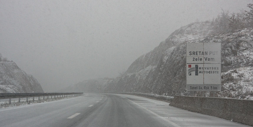 Snijeg na autocesti, foto: Ivan Toman Snijeg na autocesti, foto: Ivan Toman