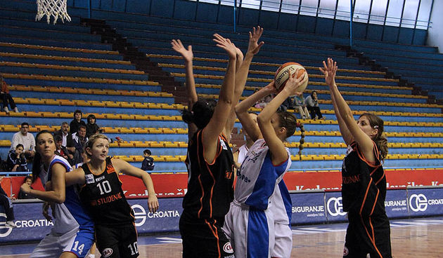 ZKK Zadar i ZKK Studenac Omis