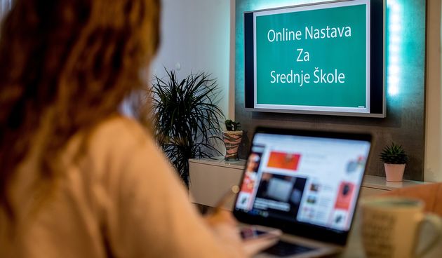 Online nastava, laptop,
