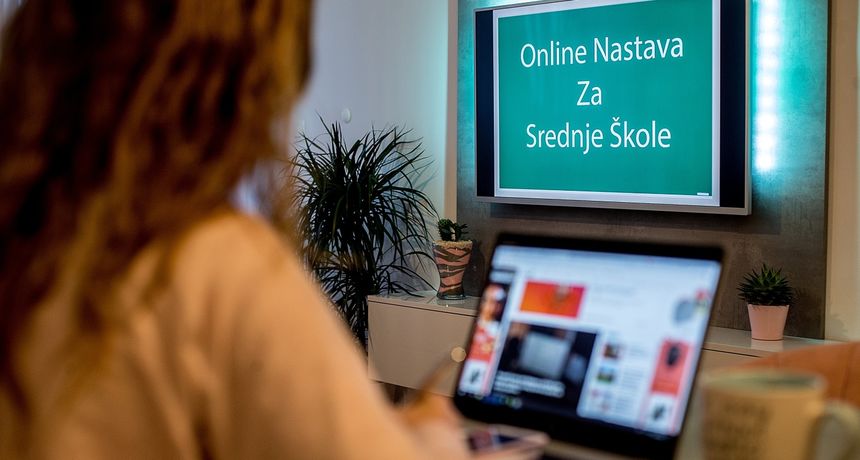 Online nastava, laptop,