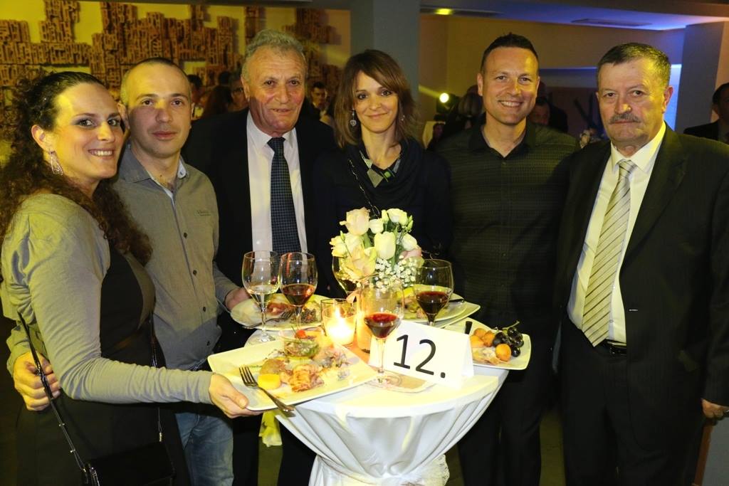 Virska gala večer u Grand hotelu Bonavia u Rijeci Virska gala večer u Grand hotelu Bonavia u Rijeci