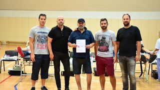 U organizaciji sekcije HZSN Zadar u dvorani 1 SC Višnjik održana je akcija dobrovoljnog darivanja krvi na kojoj je prikupljeno 25 doza tekućine koja život znači. Morović, Kapelari, Malik, Brzić i Perišić