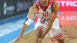 Arena Stozice, Ljubljana, Slovenija – Europsko prvenstvo u kosarci Eurobasket Slovenija 2013., cetvrtfinale, Hrvatska – Ukrajina. Krunoslav Simon. Photo: Igor Kralj/PIXSELL Arena Stozice, Ljubljana, Slovenija – Europsko prvenstvo u kosarci Eurobasket Slovenija 2013., cetvrtfinale, Hrvatska – Ukrajina. Krunoslav Simon. Photo: Igor Kralj/PIXSELL