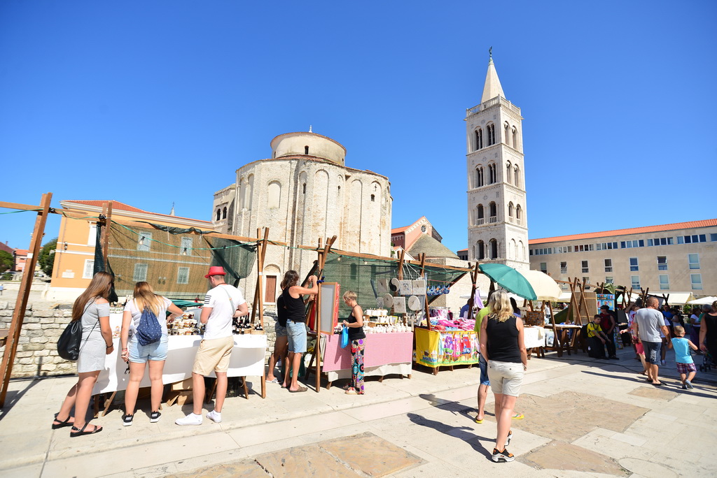 Sajam proizvodi hrvatskog sela na zadarskom Forumu