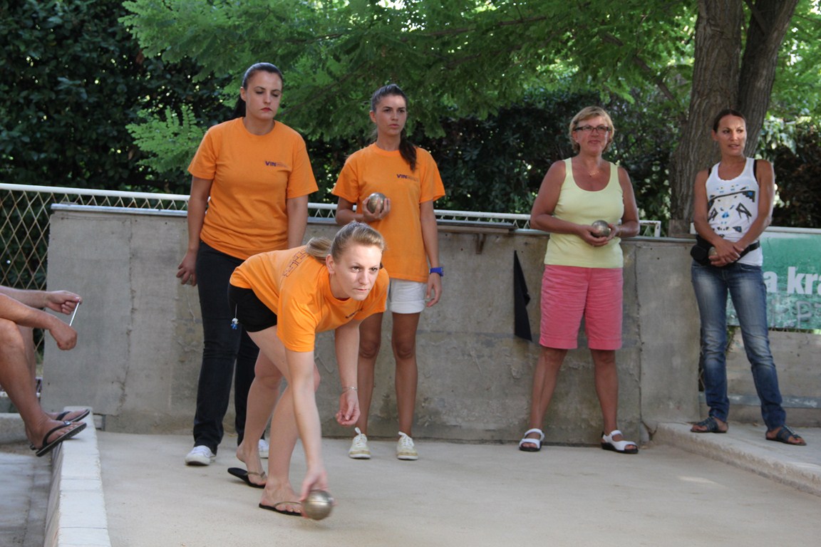 Započeo ženski turnir u boćanju na Stanovima, foto: Iva Perinčić Započeo ženski turnir u boćanju na Stanovima, foto: Iva Perinčić