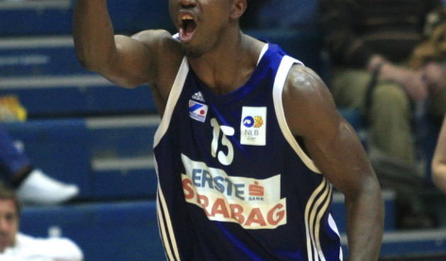 Zagreb, 250311. KC Drazen Petrovic. Kosarkaska utakmica, 2.kolo Liga za prvaka Cibona – Zadar. Na slici: Brandon Brown. Foto: Nenad Dugi / Cropix
