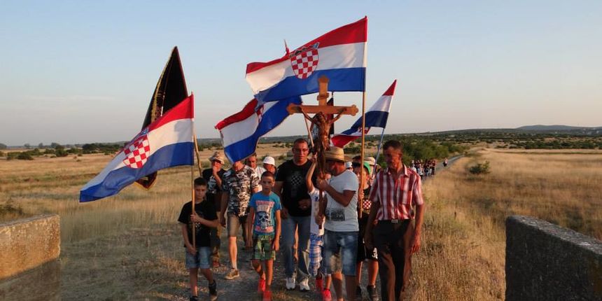 Molitvena hodnja “Koracima nade u istinu”