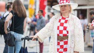 Hrvatski navijači okupirali Lens uoči utakmice s Portugalom, Photo: PIXSELL Hrvatski navijači okupirali Lens uoči utakmice s Portugalom, Photo: PIXSELL