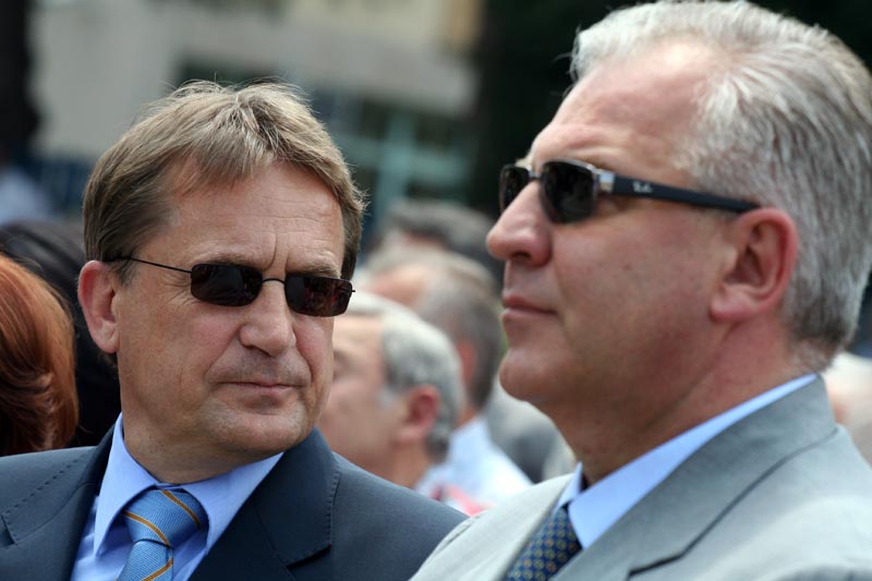 Image 1201983 (auto)